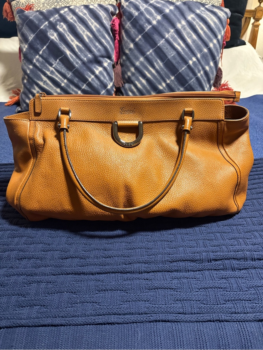 Gucci Bag Authentic with serial number! Carried twice perfect condition.